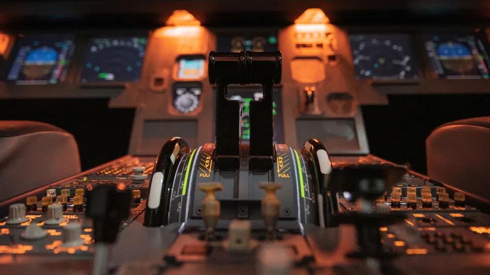 Airbus има нов проблем с десетки самолети A320, акциите се сринаха с 10%