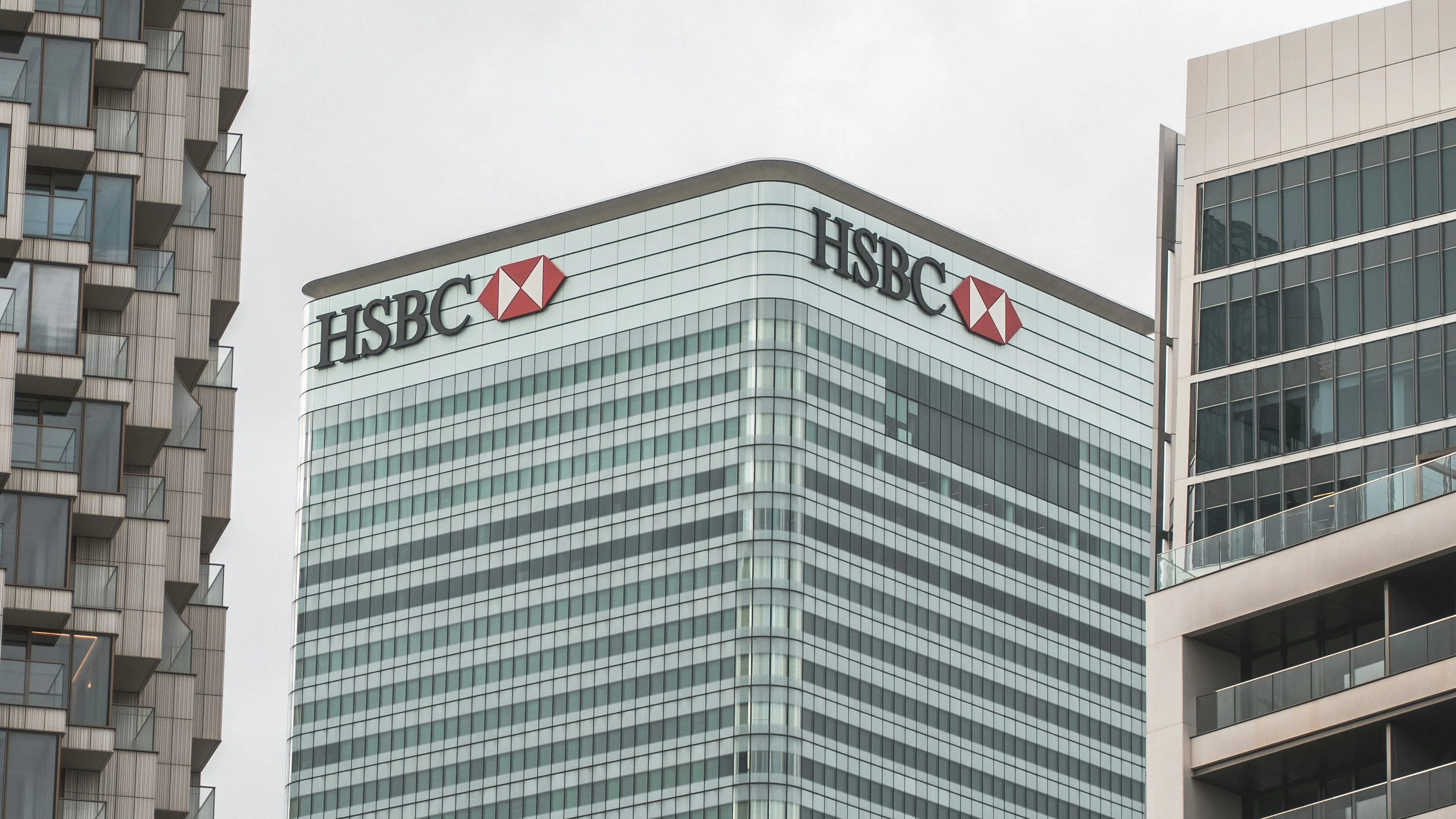 HSBC и Mistral постигнаха сделка за внедряване на AI в системите на банката