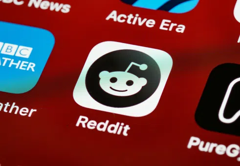 Reddit изживява звездния си миг благодарение на AI