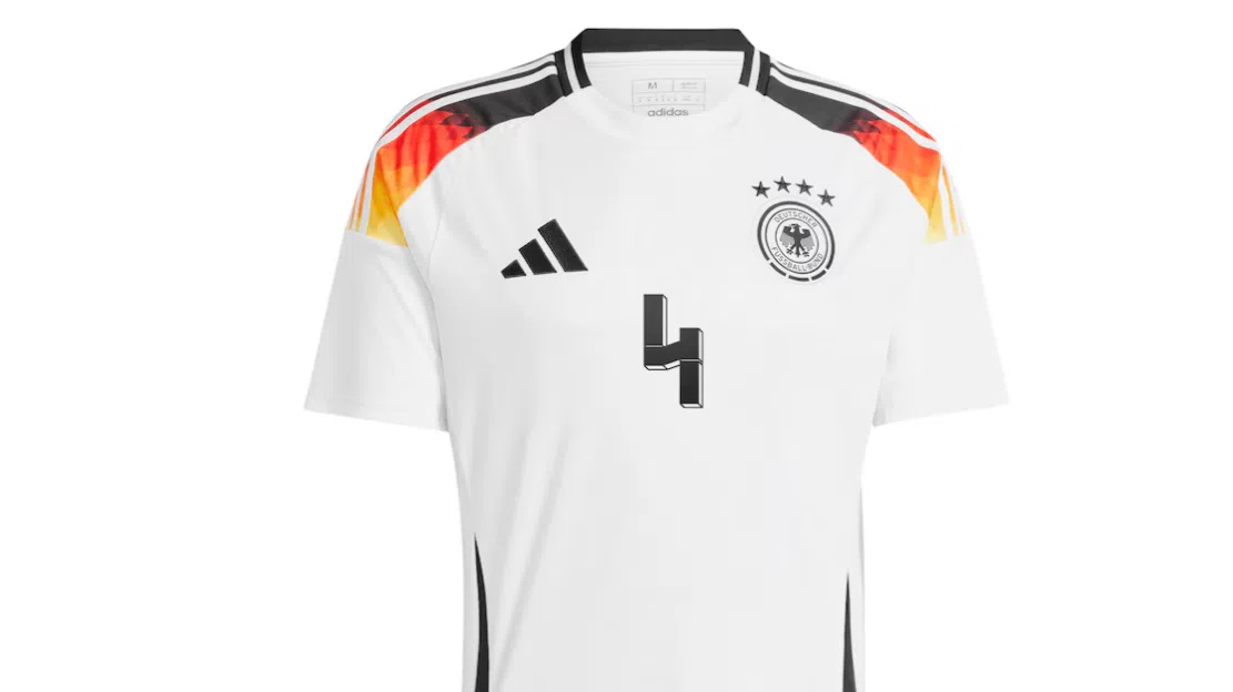 Adidas забрани номера "44" върху футболните екипи на германския отбор