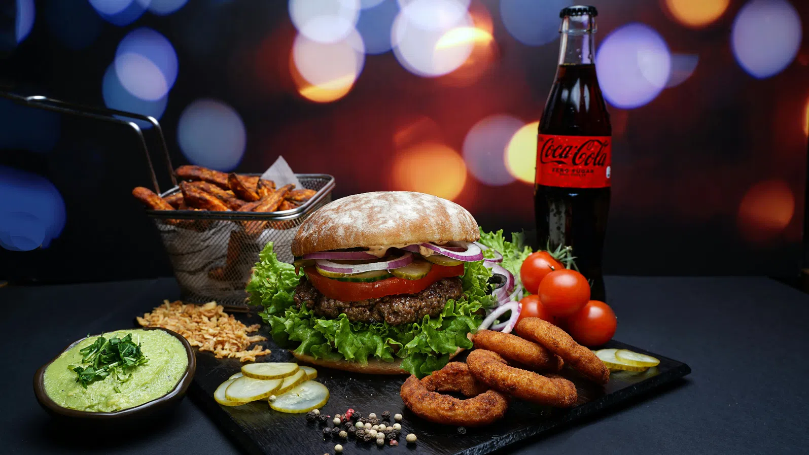 За първи път: Coca-Cola включва ресторанти в рекламна кампания заради слабото търсене