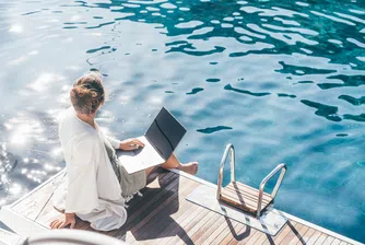 „Просто не искам повече такъв живот“ – защо все повече шефове на компании напускат работа?