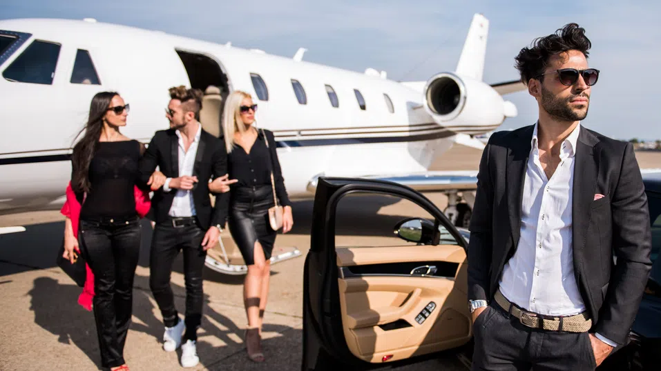 Всичко на показ: Богатите Gen Z наследници нямат тайни за охолния си живот