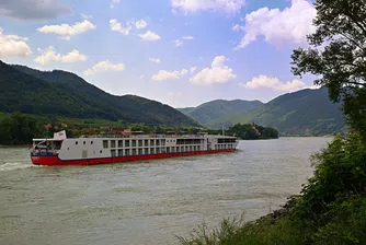 „Бавен лукс“: Възходът на отпускащите речни круизи в Европа