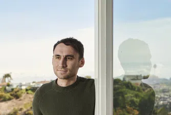 Новото оръжие на X: Кой е „кралят на тенденциите“, който влиза в битката за вниманието на Gen Z