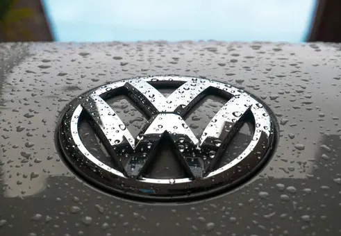 Volkswagen се готви за решаваща битка в борда заради историческия план за съкращения