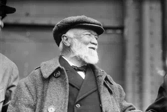 За разлика от някои други бизнес магнати от Златната ера, Карнеги е толкова щедър, колкото и успешен, че в крайна сметка раздава цялото си състояние