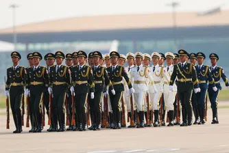 Комунистическата партия използва честването на победата през 1945 г., за да популяризира световното положение на Пекин и претенциите му към Тайван