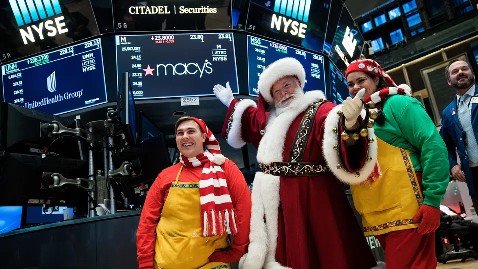 Декември започна в зелено за S&P 500 и Nasdaq Composite. Dow падна. Stoxx 600 обърна ранния спад въпреки Stellantis