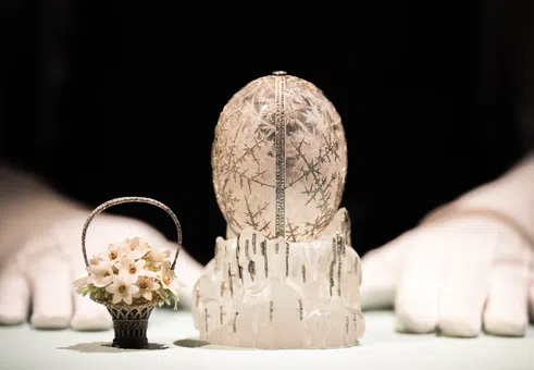 "Зимното яйце" на Fabergé счупи собствения си рекорд с 30,2 милиона долара на търг