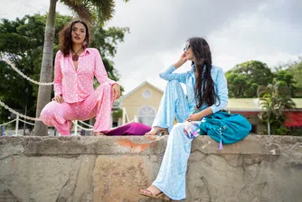 С пижама на улицата: Модните тенденции на 2025 г.