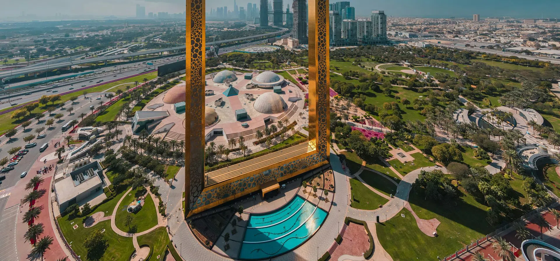 „Международният капитал е мобилен“: Имиджът на Дубай като сигурно убежище е заложен на карта