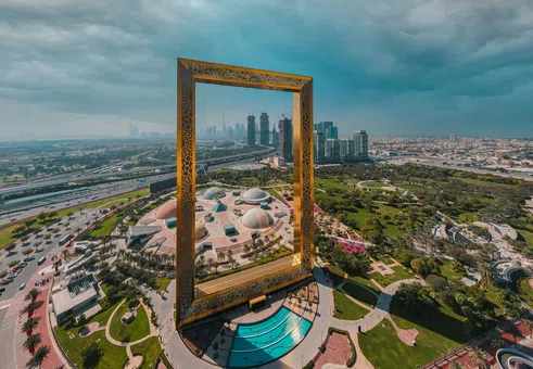 „Международният капитал е мобилен“: Имиджът на Дубай като сигурно убежище е заложен на карта