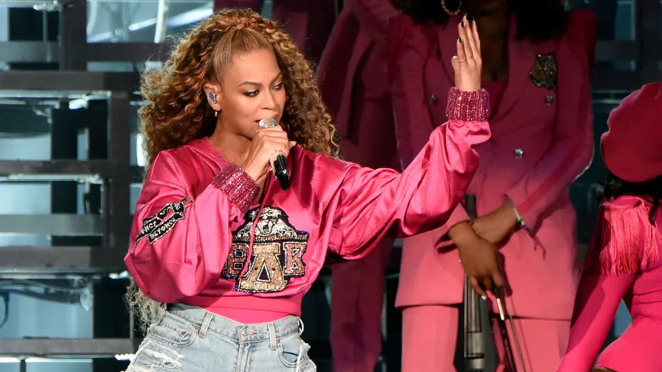 Одата на Бионсе е най-доброто, на което Levi's можеше да се надява