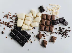 От протеинов чипс до шоколад за либидо: Какво са функционалните храни и имат ли реален ефект?