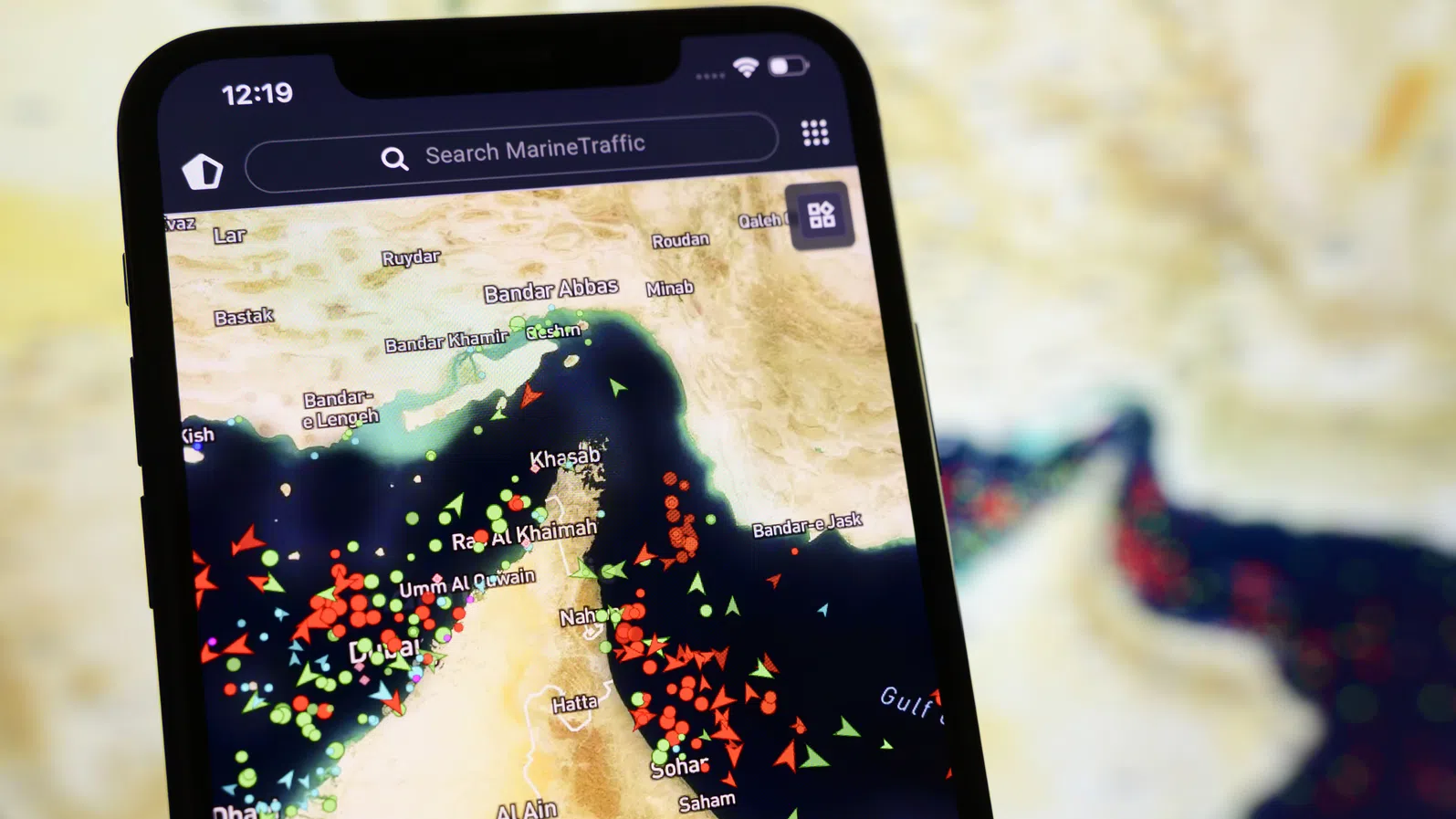 „Денят след Ормуз“: Петролният шок няма да спре с отварянето на протока