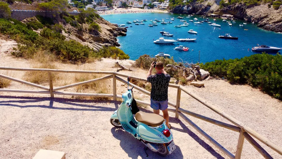 20 168 и нито едно повече: Ибиса затяга контрола за туристическите МПС