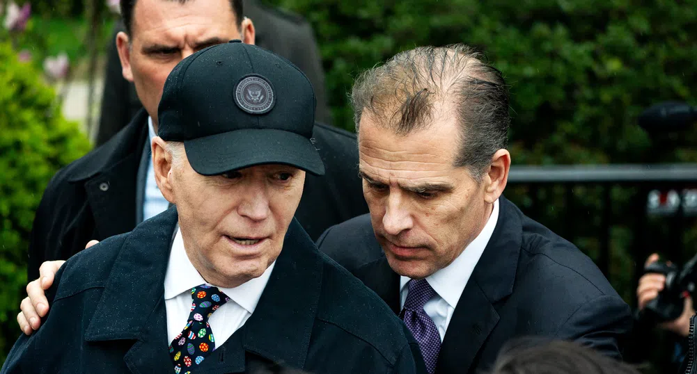 Дълбок поглед: Как обърканият син пречупи изтощения президент