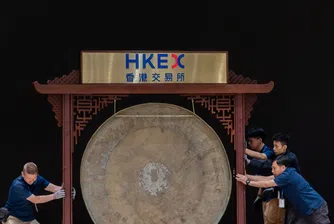 Обемът на новото листване на Хонконгската фондова борса скaча с около 8 пъти до 14 милиарда долара през първата половина на тази година