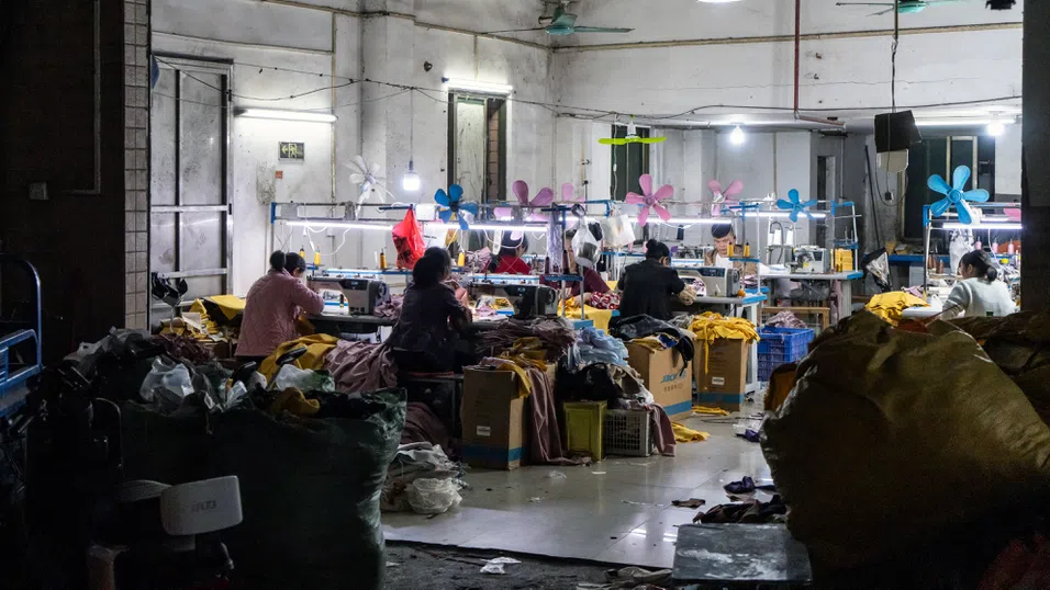 Тарифите задушават сърцето на бързата мода в Китай