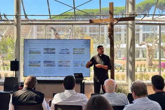 Фермери от Ватикана: Папа Лъв XIV открива център за биологично земеделие