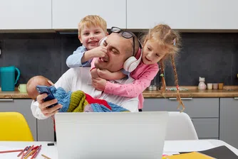 Илюзията на хибридния модел: Защо „да имаш всичко“ често означава да правиш всичко наведнъж