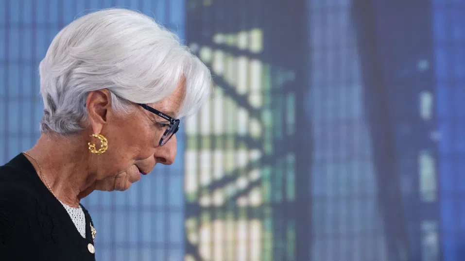 Президентът на ЕЦБ изнесе урок по дълбоко гмуркане в бурни финансови води