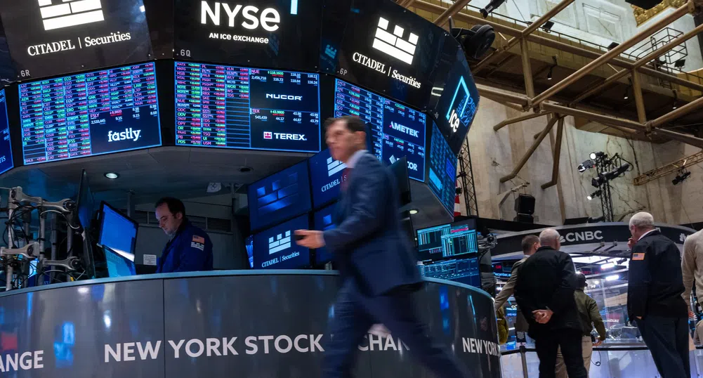 Акциите падат, глобалното разпродаване на облигации се задълбочава