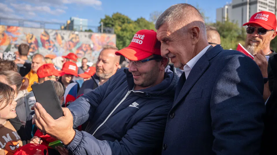 Бабиш води преди изборите в Чехия, но по-малките партии държат ключа към правителството