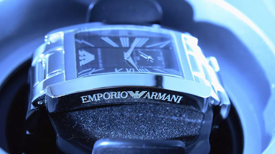 Модна къща Armani е на масата за преговори, сделката може да достигне 12 млрд. евро