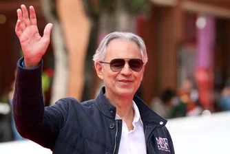 Италианската звезда на световната оперна сцена споделя какви съвети е научил от Павароти, защо пеенето е суперсила и какво се случва, когато умрем