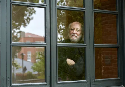 „Стана трудно да се живее“: Битието на елита в Унгария на Орбан