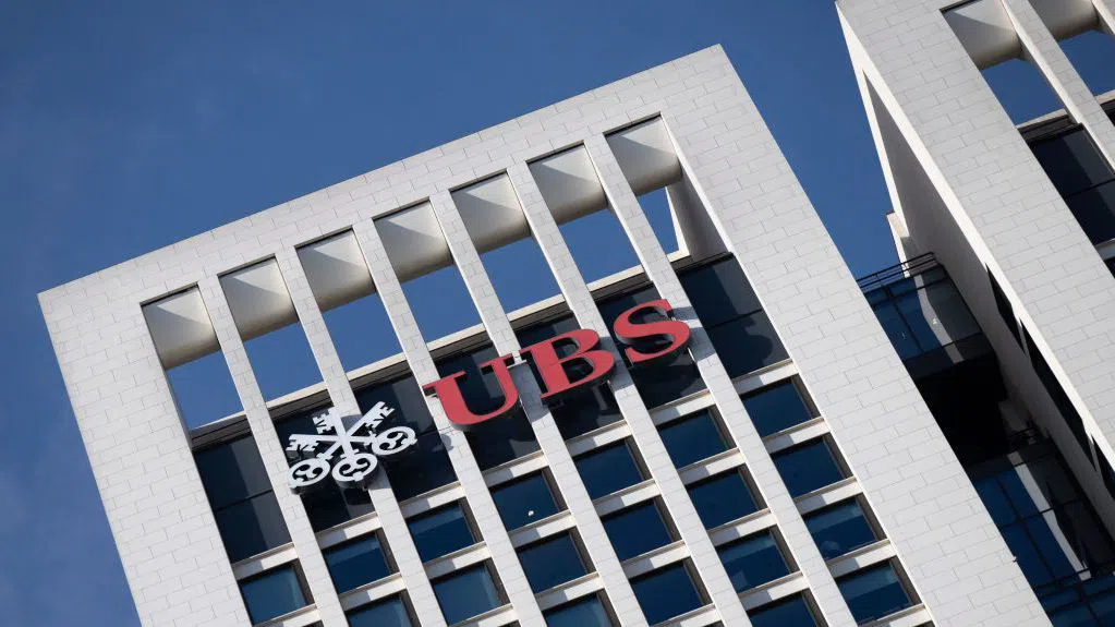 UBS отчете силно тримесечие и надмина очакванията с 1,2 млрд. долара печалба