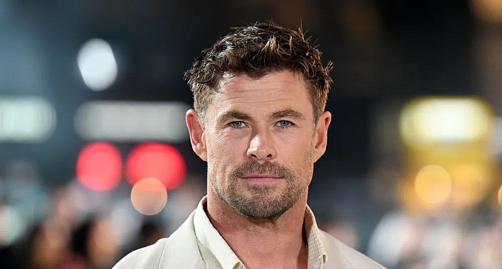 „Ролята на божество се превърна в мое убежище“: Крис Хемсуърт за Тор, парите и личната си несигурност