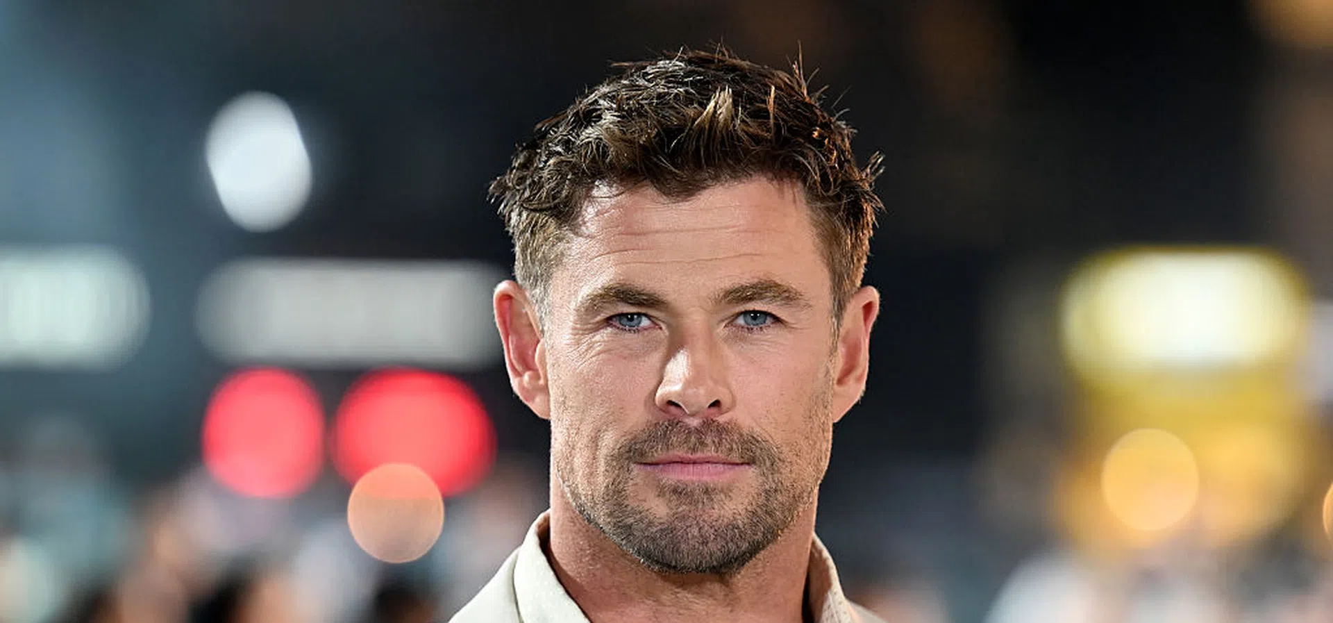 „Ролята на божество се превърна в мое убежище“: Крис Хемсуърт за Тор, парите и личната си несигурност