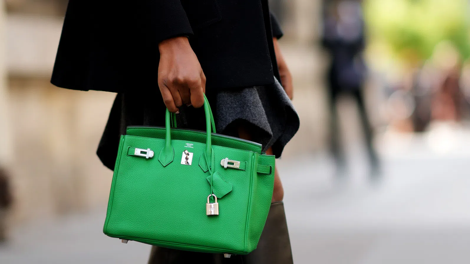 Две чанти Birkin и луксозна яхта: Виетнам разпродава активи на една от най-големите измамници в историята