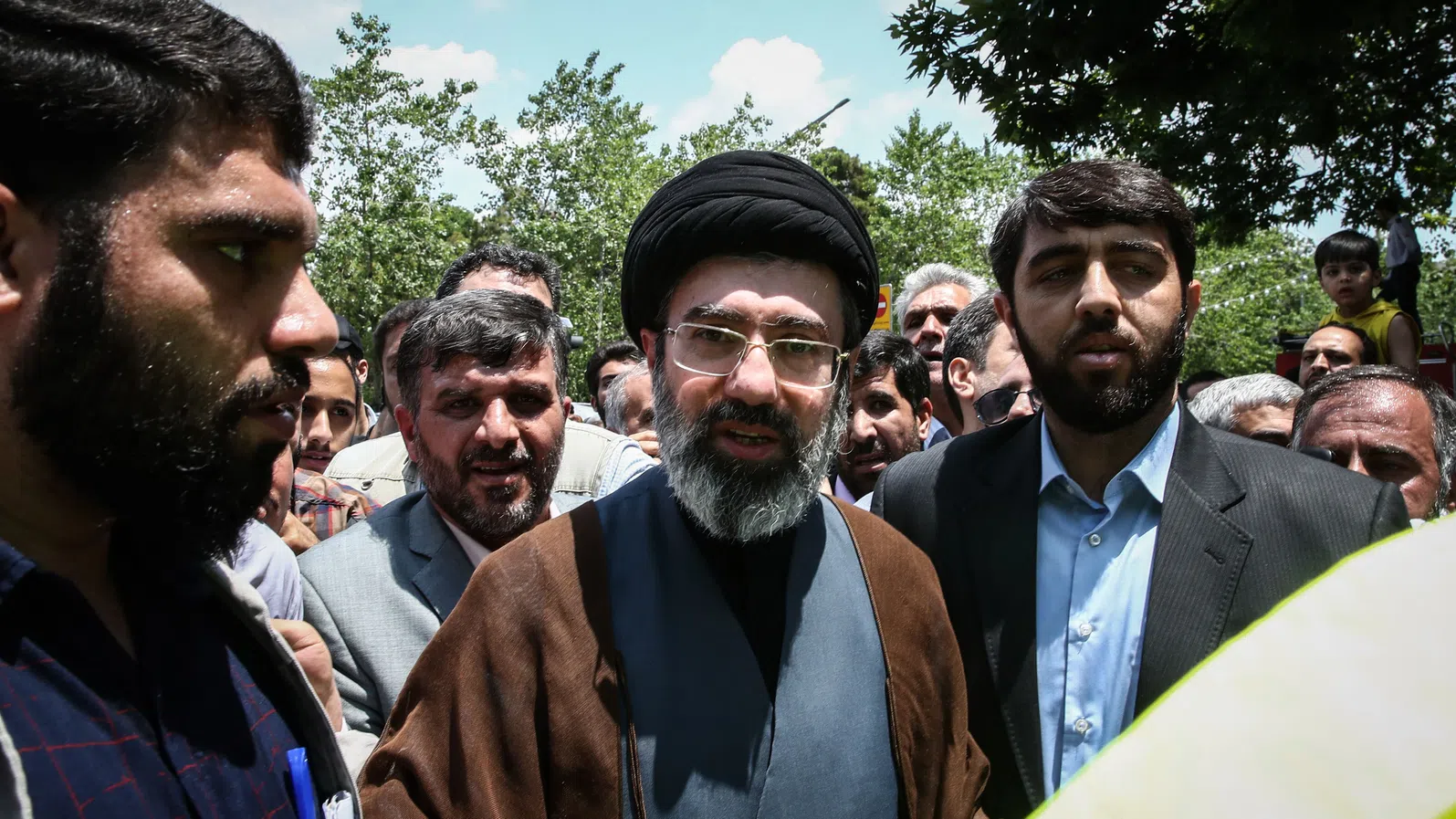 Ормузкият проток остава затворен като „инструмент за натиск върху врага“, заяви новият върховен лидер на Иран