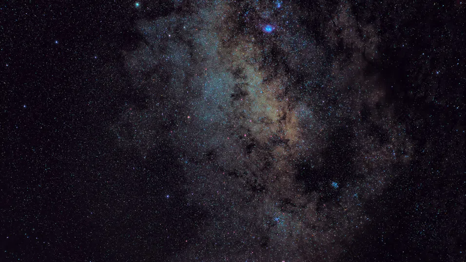 Почти невидима галактика може да разкрие тайните на тъмната материя