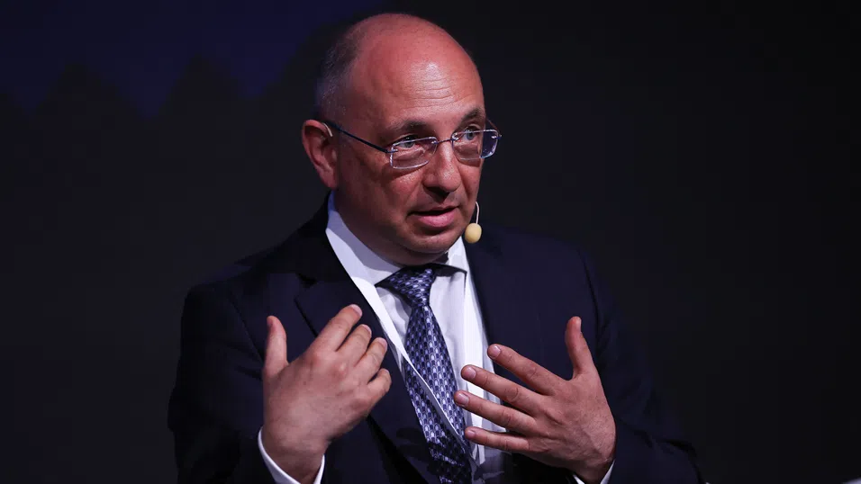 Николай Василев: Инфлацията е преодолим критерий за еврозоната