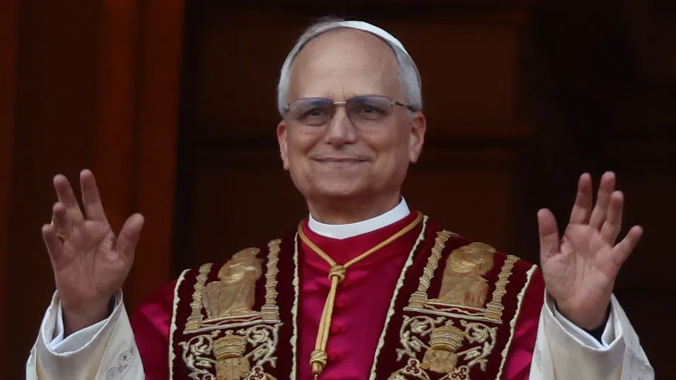 Папа Лъв XIV разкритикува огромните заплати на главните изпълнителни директори