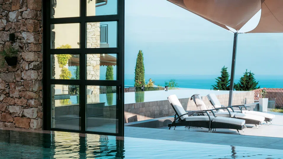 Small Luxury Hotels of the World включи за първи път наш хотел в своята бутикова колекция