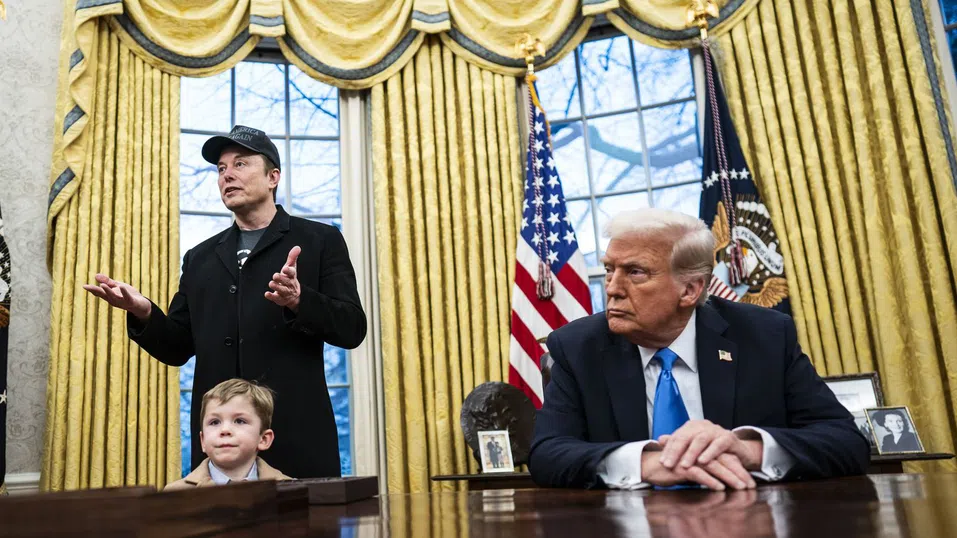 Илон Мъск отново се гмурка в американската политика