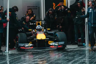 Apple и F1 постигнаха сделка за излъчване на всички състезания в САЩ