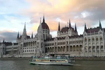 С круиз по Дунав - една вълшебна обиколка на коледните базари в Европа