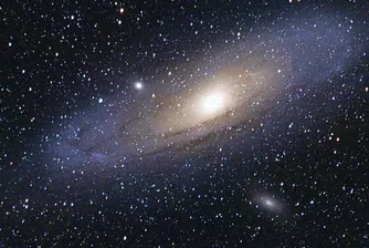 Галактика от миналото променя космическите теории