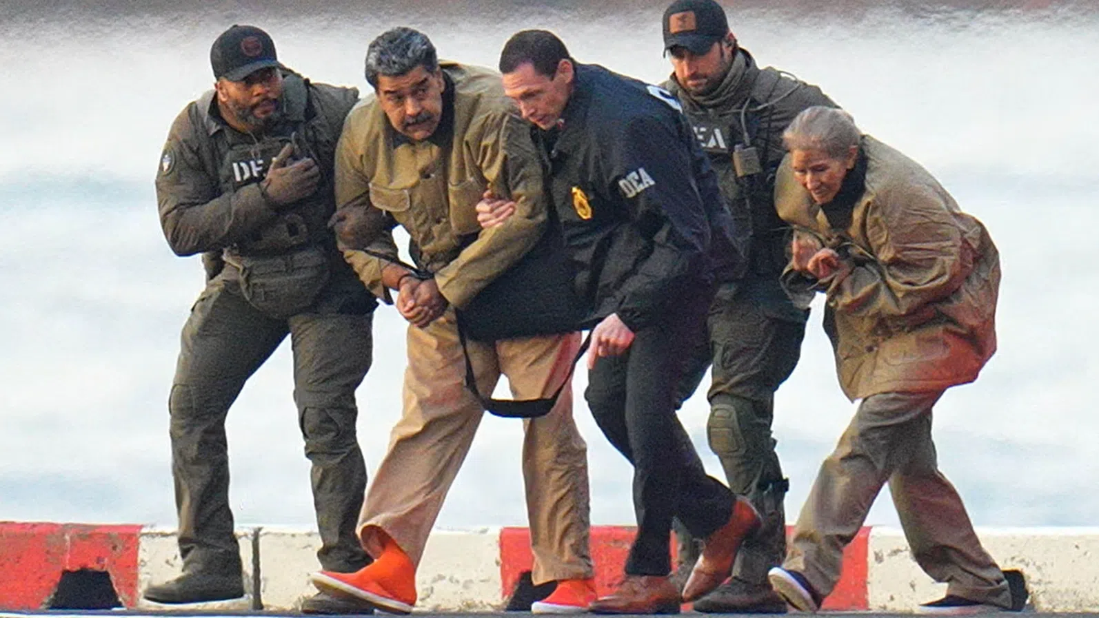 Сваленият от власт венецуелски лидер Николас Мадуро отхвърли всички обвинения