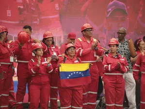 Амбицията на Тръмп за петролен бум във Венецуела се крепи на държавна компания в упадък