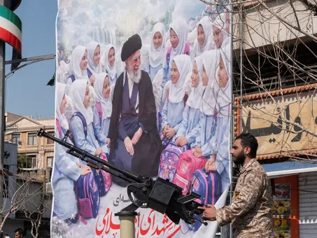 Бивш служител на ЦРУ: Смяната на режима в Иран е много по-трудна, отколкото САЩ си мислят