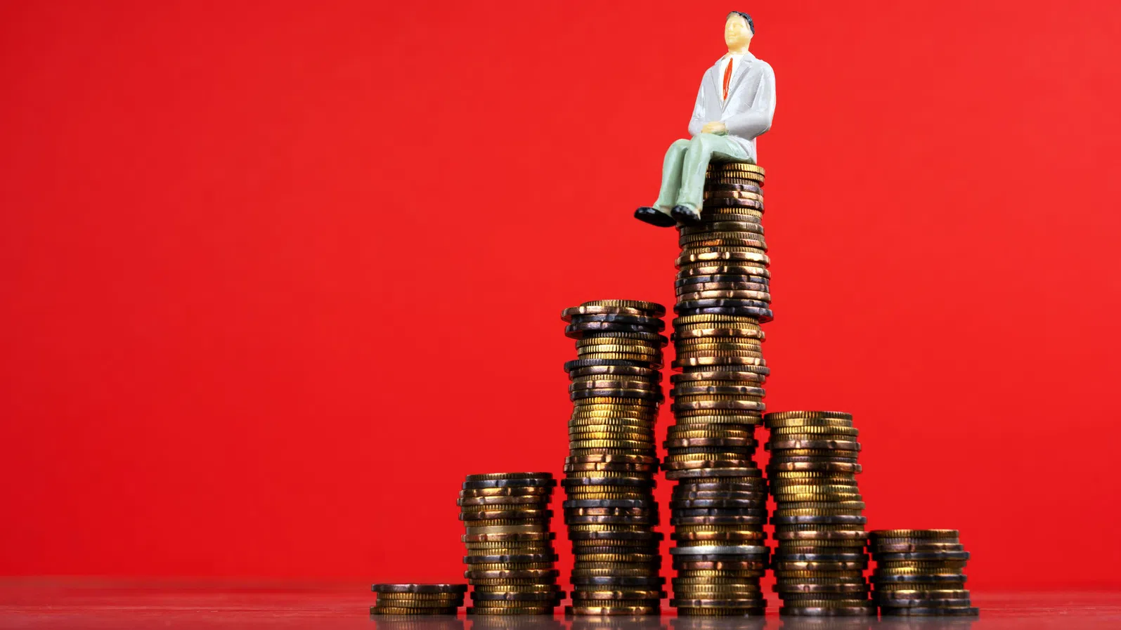 Отлагането на мултифондовете запазва основния дефект на пенсионната система