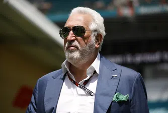 Aston Martin, теглила заеми при ниски лихви, изглеждаше обречена на риск, в който съществуването ѝ е застрашено. Компанията обаче направи остър завой